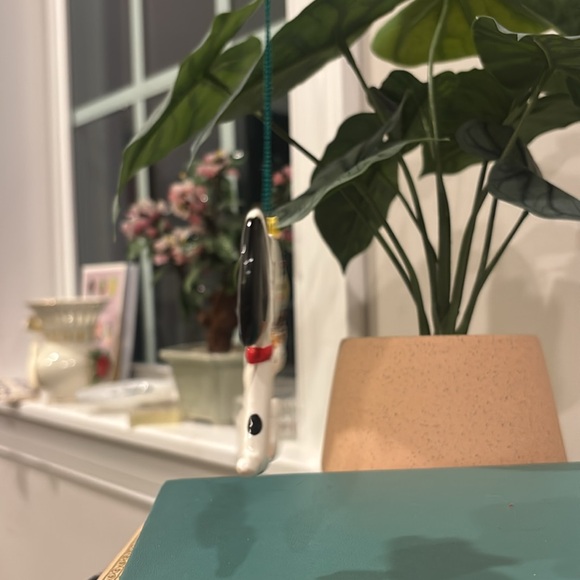 Vintage flat Snoopy ornament - Picture 3 of 4